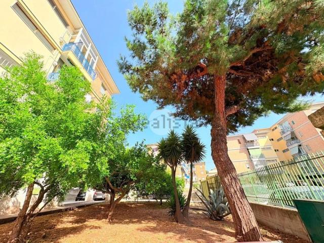 Appartamento in vendita di 85 m² in Via Antonio de Curtis, 18