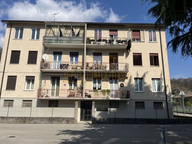 Appartamento in vendita di 85 m² in Via Antonio Fogazzaro, 10