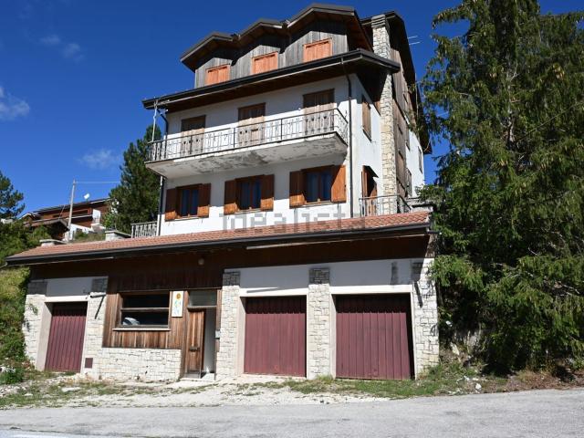 Appartamento in vendita di 85 m² in Via Aremogna, 9