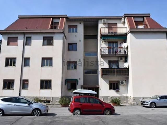 Appartamento in vendita di 85 m² in Via Aris, 41