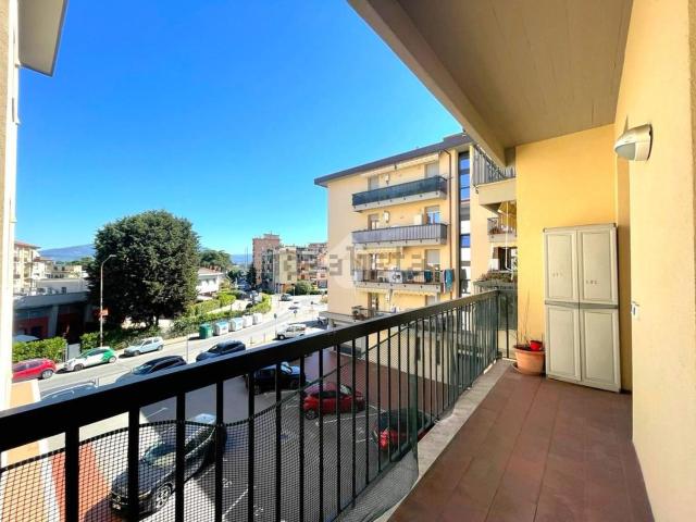 Appartamento in vendita di 85 m² in Via Baccio da Montelupo, 65