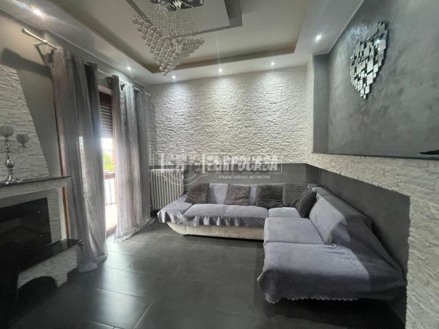 Appartamento in vendita di 85 m² in Via Beppe Fenoglio, 10