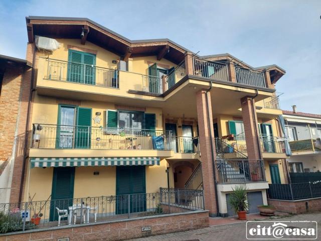 Appartamento in vendita di 85 m² in Via Borgoratto, 8