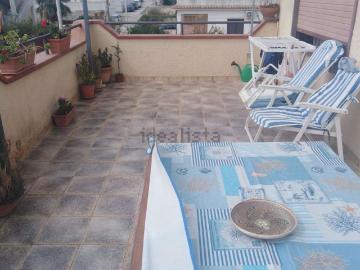 Appartamento in vendita di 85 m² in Via C. di Lorenzo Borgia