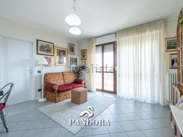 Appartamento in vendita di 85 m² in Via Cadore, 28