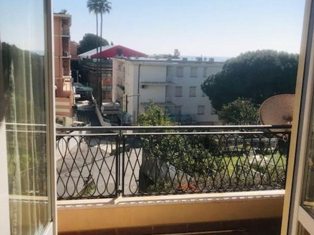 Appartamento in vendita di 85 m² in Via Capitano Lazzaro Parodi
