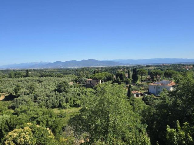 Appartamento in vendita di 85 m² in Via Cardelli, 17