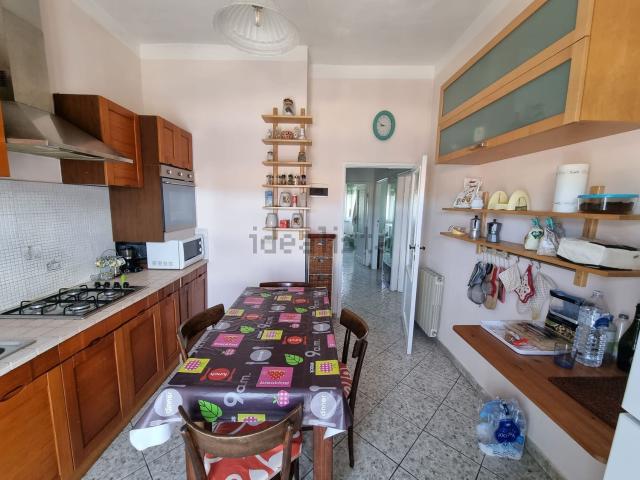 Appartamento in vendita di 85 m² in Via Carducci