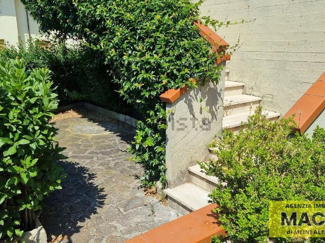 Appartamento in vendita di 85 m² in Via Carlo Goldoni, 11