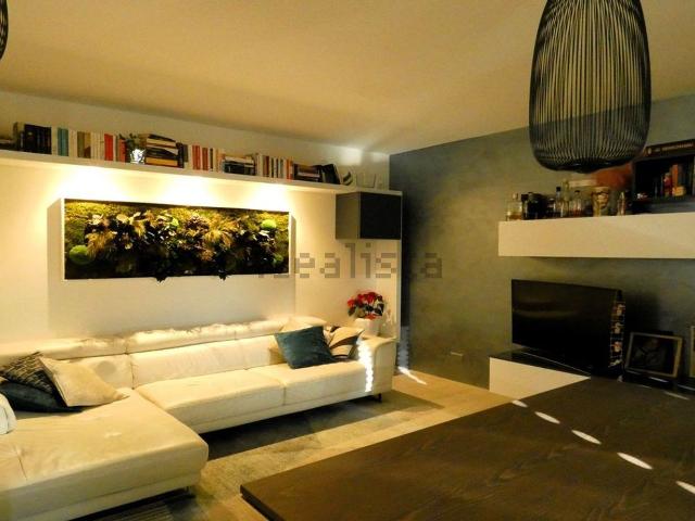 Appartamento in vendita di 85 m² in Via Carlo Raimondi