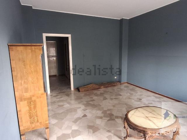 Appartamento in vendita di 85 m² in Via Cattaneo