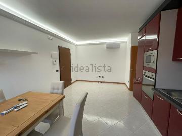 Appartamento in vendita di 85 m² in Via Cavallotto