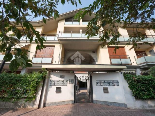 Appartamento in vendita di 85 m² in Via Cavour, 8