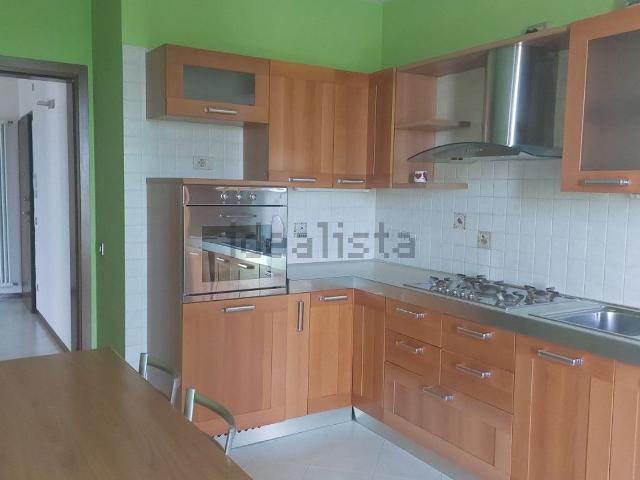 Appartamento in vendita di 85 m² in Via Ceroni