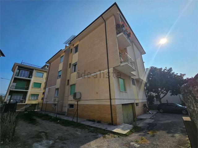 Appartamento in vendita di 85 m² in Via Cesare Battisti, 58