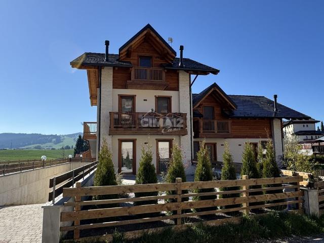 Appartamento in vendita di 85 m² in Via Cima 12, 4