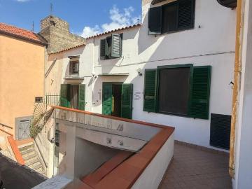 Appartamento in vendita di 85 m² in Via Circumvallazione, 53