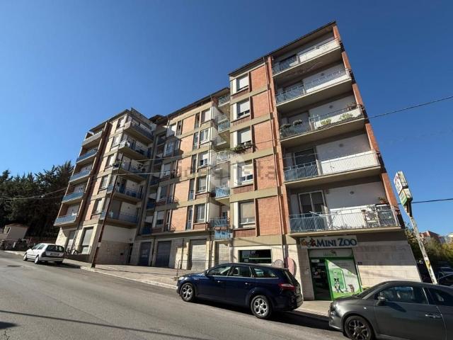 Appartamento in vendita di 85 m² in Via Conte Rosso, 59