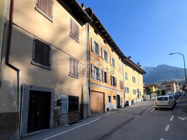 Appartamento in vendita di 85 m² in Via Condino