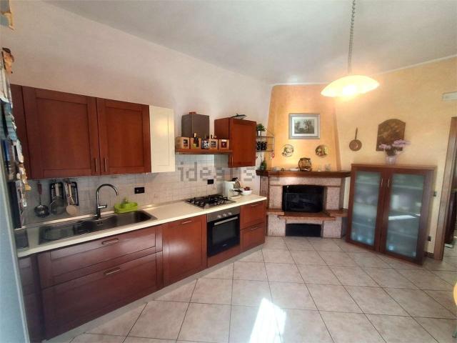 Appartamento in vendita di 85 m² in Via Colonnello Fasoli, 44