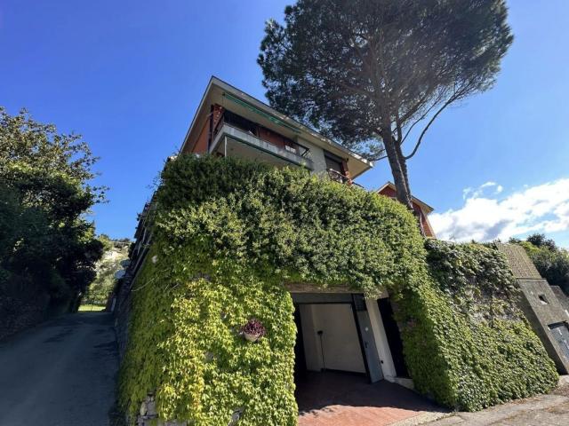 Appartamento in vendita di 85 m² in Via Crosa dell&apos Oro