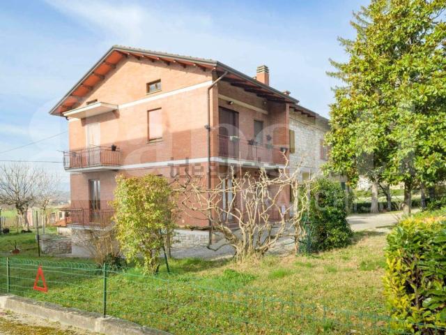 Appartamento in vendita di 85 m² in Via dei Cinque Colli, 100