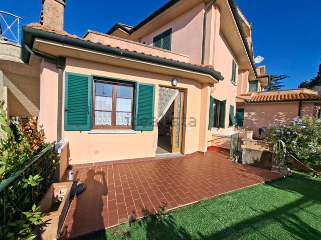 Appartamento in vendita di 85 m² in Via dei Mulini, 63