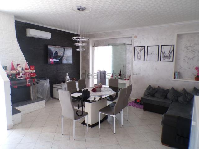 Appartamento in vendita di 85 m² in Via dei Noci