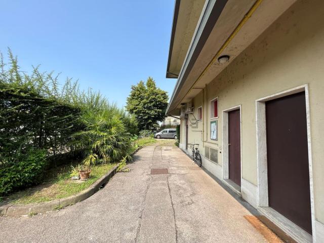 Appartamento in vendita di 85 m² in Via dei Pini, 20