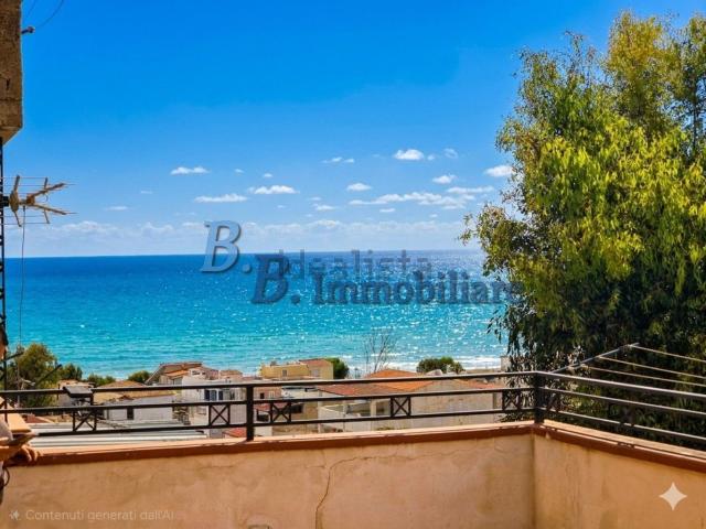 Appartamento in vendita di 85 m² in Via del Leone