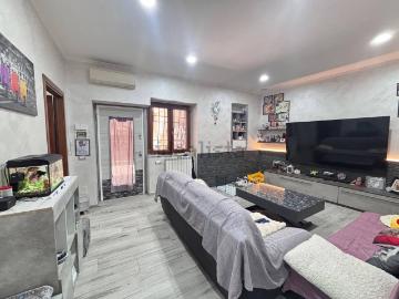 Appartamento in vendita di 85 m² in Via del Mattatoio