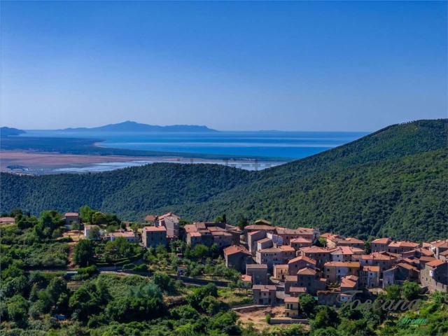 Appartamento in vendita di 85 m² in Via del Podere, 9