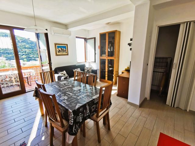 Appartamento in vendita di 85 m² in Via dell&apos Aia, 9