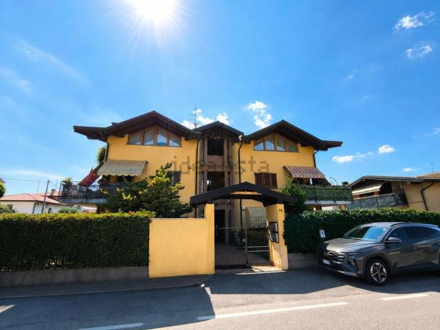Appartamento in vendita di 85 m² in Via della Crocetta, 14