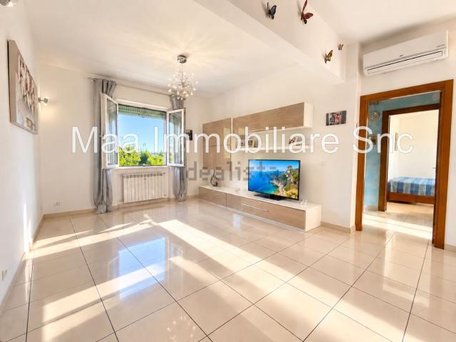 Appartamento in vendita di 85 m² in Via delle Industrie, 59