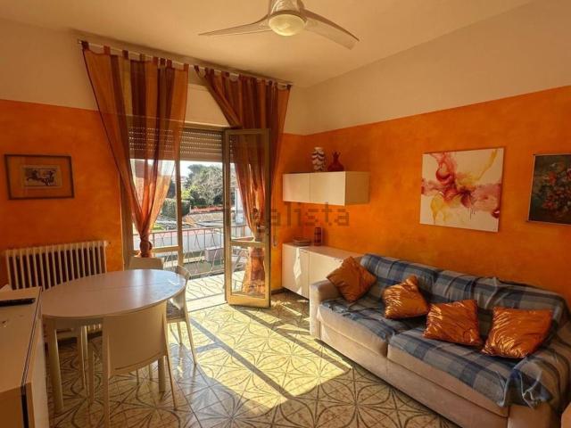 Appartamento in vendita di 85 m² in Via delle Palme, 96