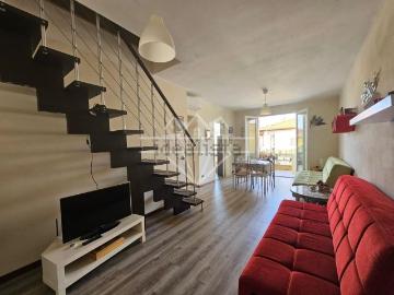 Appartamento in vendita di 85 m² in Via delle Pinete, 322