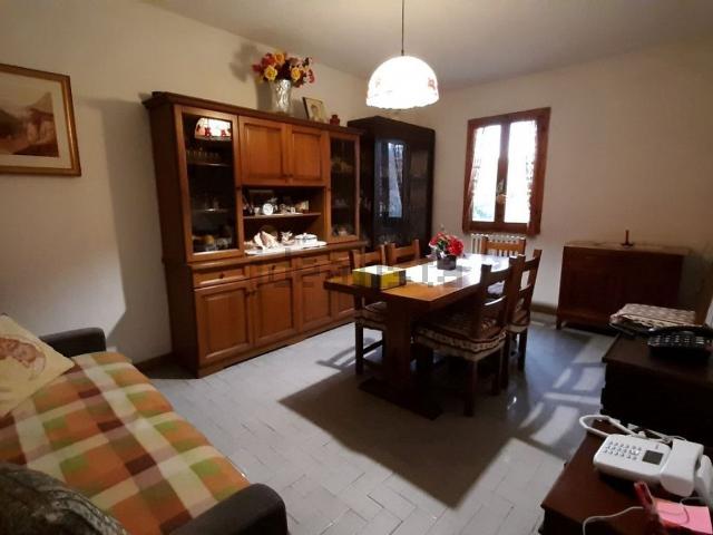 Appartamento in vendita di 85 m² in Via di Val D&apos Ambra