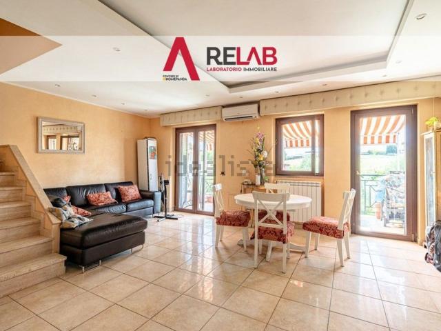 Appartamento in vendita di 85 m² in Via di Marco Simone, 80
