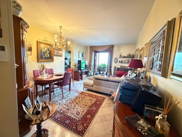 Appartamento in vendita di 85 m² in Via Don Attilio Valentini, 20