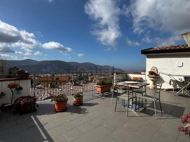 Appartamento in vendita di 85 m² in Via Don Luigi Sturzo, 24