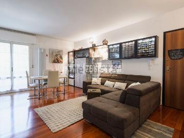 Appartamento in vendita di 85 m² in Via E. de Giovanni, 4