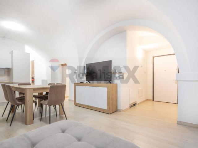 Appartamento in vendita di 85 m² in Via Educandato, 39