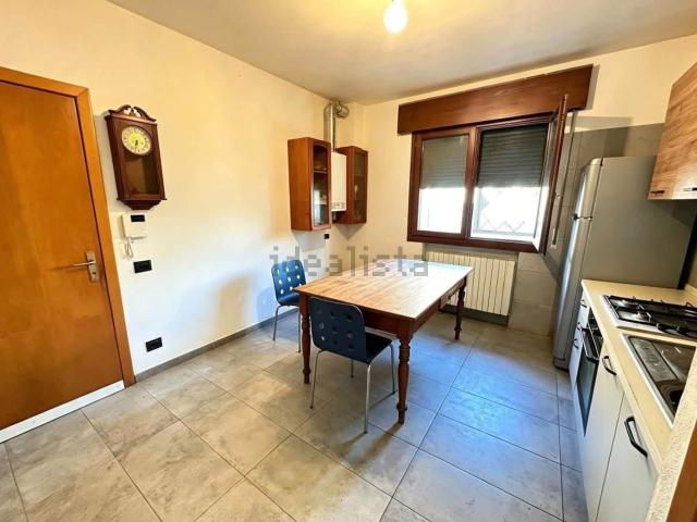 Appartamento in vendita di 85 m² in Via Emilia Est, 284