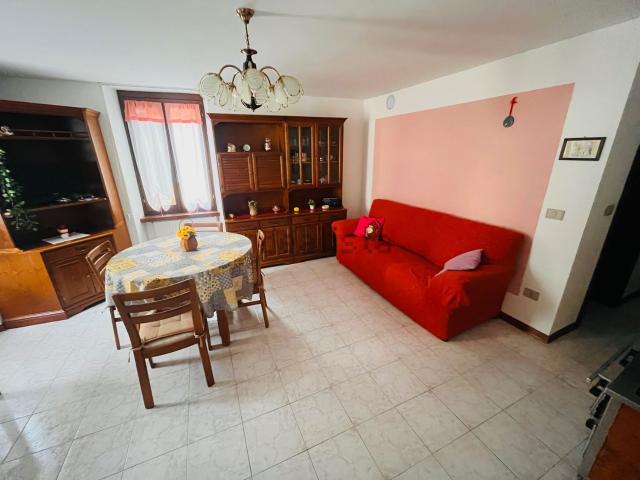 Appartamento in vendita di 85 m² in Via Federico Guella, 11