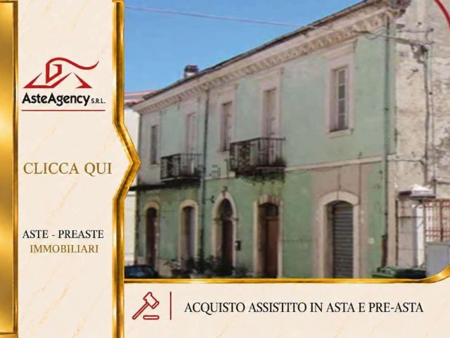 Appartamento in vendita di 85 m² in Via Filangieri, 77