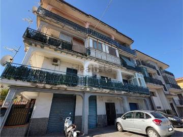 Appartamento in vendita di 85 m² in Via Fosso Luna, 51