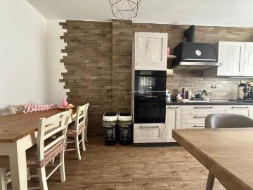 Appartamento in vendita di 85 m² in Via Fratelli Sabatelli, 9