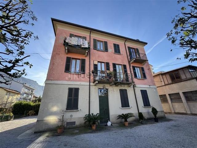 Appartamento in vendita di 85 m² in Via Frà Galdino