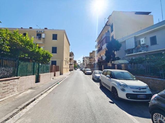 Appartamento in vendita di 85 m² in Via Francesco Caiazzo, 80
